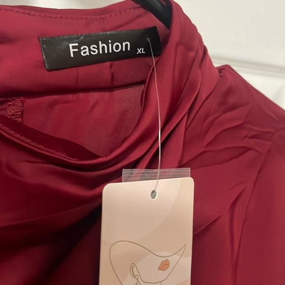 136 NWT Long Sleeve Midi/Maxi Burgundy Dress - Picture 3 of 4